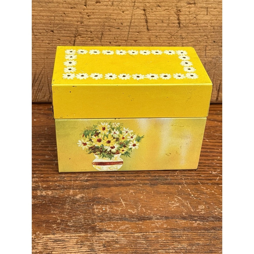 Ohio Art Company Yellow Tin Recipe Index Card Box Vintage Farmhouse Dividers